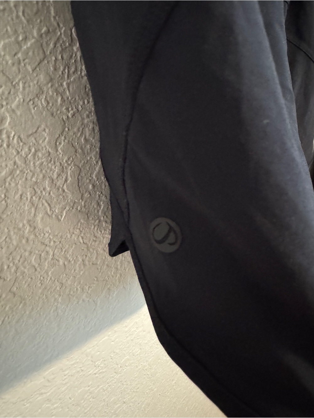 CRZ YOGA Feathery-Fit Soft Pocket High Rise Shorts 3" - Picture 7 of 8